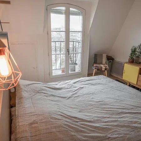 Charming With Stunning Views Of Paris